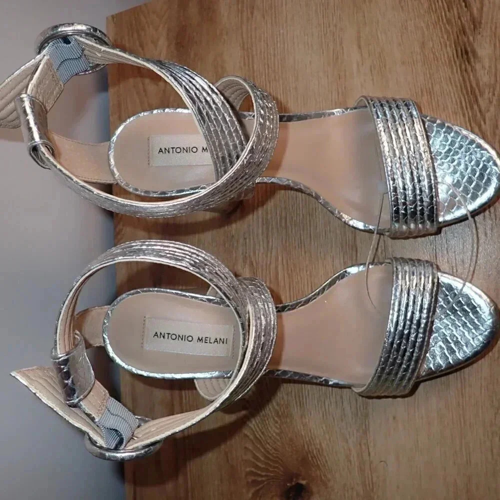 BRAND NEW Antonio Melani snakeskin heels size 8.5 - Picture 3 of 7